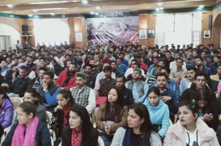 शिमला राजीव भवन में प्रदेश युवा कांग्रेस ने बनाई चुनावी रणनीति। वक्ताओं ने कहा ये है देश के संविधान व प्रजातंत्र को बचाने की जंग।