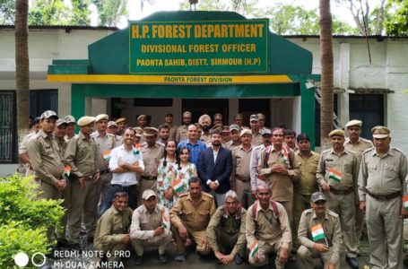 सराहनीय कार्यों के लिए वाले वन कर्मियों को किया गया सम्मानित । पांवटा के तारूवाला में 73वें स्वतत्रंता दिवस पर कार्यक्रम आयोजित ।