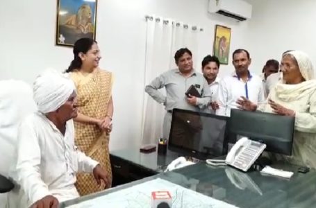 कैथल में उपायुक्त डॉ प्रियंका सोनी ने एक बुजुर्ग को आज बनाया 1 दिन का डीसी…