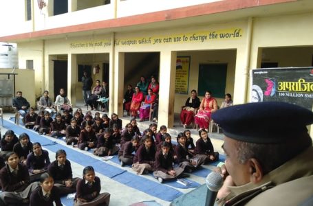 लक्ष्य लेकर आगे बढ़ें छात्राएं, तभी बन सकेंगी अपराजिता- रवि कुमार