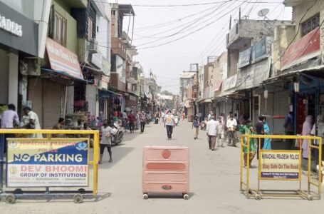 पांवटा साहिब कांग्रेस ने लगाया आरोप; कहा, राजनीतिक पहुंच वाले हर रोज खोल रहे दुकानें