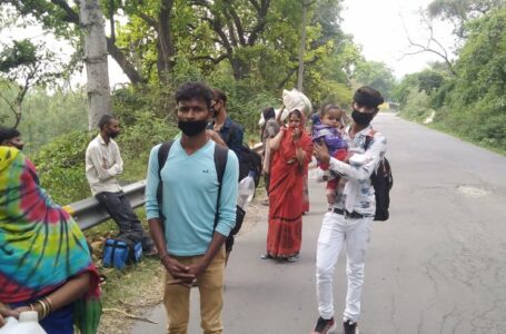 नन्हे बच्चों के साथ 30 प्रवासी मजदूर पांवटा से  उत्तर प्रदेश पैदल जाने को मजबूर