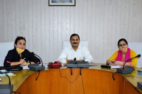 सड़कों पर आवारा पशु छोडने वाले लोगों के ऊपर होगी का कानूनी कार्रवाई-डॉ0परूथी