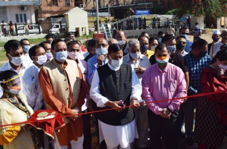 महात्मा गांधी व लाल बहादुर शास्त्री के सपनों को साकार करने की ओर अग्रसर है मेड इन सिरमौर पहल-डॉ0 बिंदल