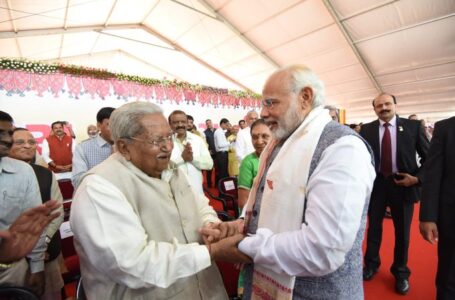 प्रधानमंत्री नरेन्‍द्र मोदी ने गुजरात के पूर्व मुख्‍यमंत्री केशुभाई पटेल के निधन पर शोक व्‍यक्‍त किया
