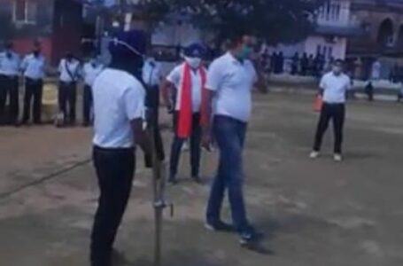 सिरमौर पुलिस ने नुक्कड़ नाटक के माध्यम से लोगों को करोना महामारी के प्रति किया जागरूक
