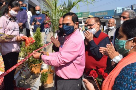 वोकल फॉर लोकल अभियान में स्थानीय उत्पादों से बढ रही है लोगों की आर्थिकी- डा0 पारूथी