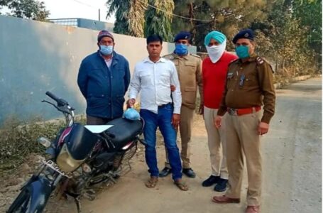 पुलिस टीम ने नाके में अवैध नशीली दवा की खेप समेत एक आरोपी गिरफ्तार