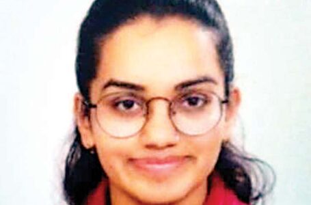 डा. दीक्षिता जसरोटिया ने सेना में कैप्टन बन कर क्षेत्र व प्रदेश का नाम रोशन किया
