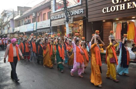 यमुना शरद महोत्सव कार्यक्रम समापन ,108 महिलाएं ने कलश यात्रा में लिया भाग