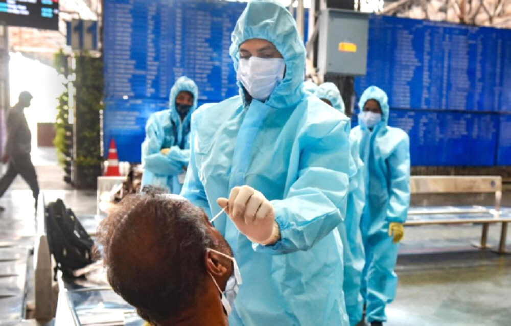  देश में पिछले 24 घंटों में कोरोना संक्रमण के दैनिक मामले आठ हजार से नीचे रहे