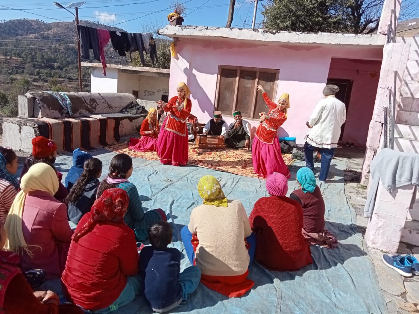 नाटक ‘‘कोरोना की कहानी, यमराज की जुबानी‘‘ से लोगों को किया जागरूक