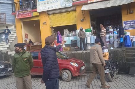 वाहन अधिनियम की अवहेलना करने वाले चालकों पर पुलिस ने नकेल कसना शुरू