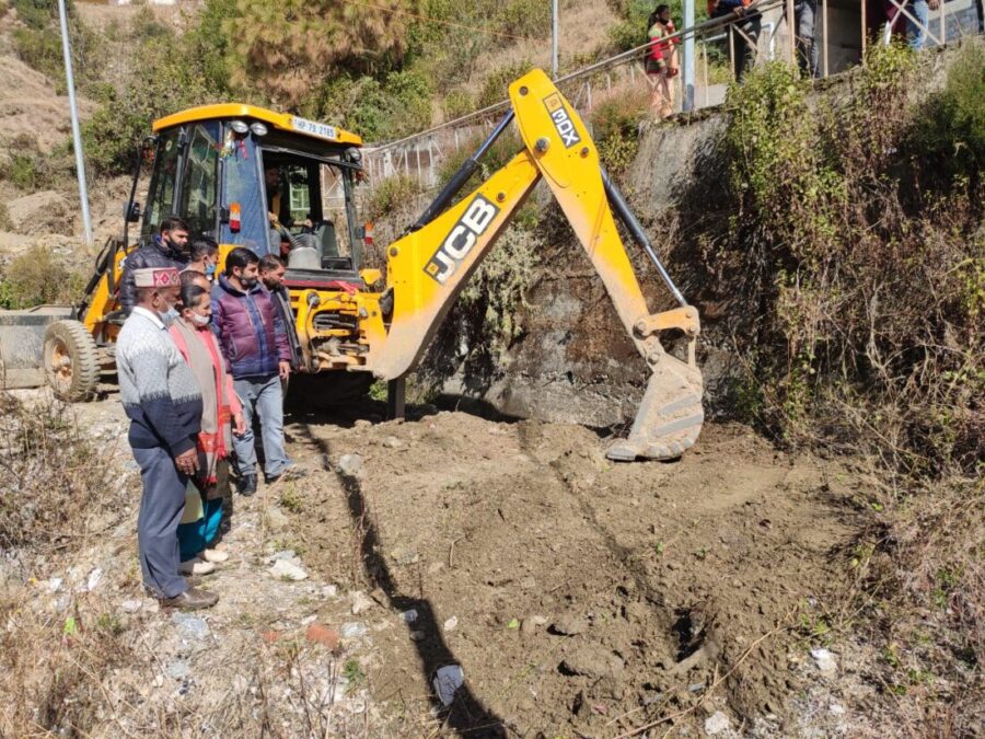 15 लाख की लागत से बनेगा मिनी सचिवालय का संपर्क मार्ग ,पूर्व विधायक रूप सिंह ने किया शिलान्यास