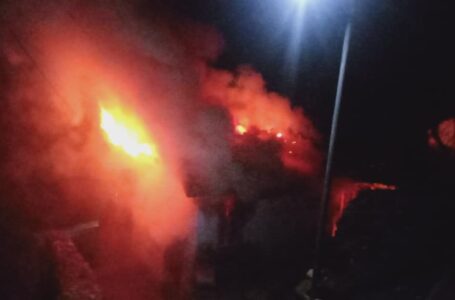 गांव रजाणा में आगजनी से एक दो मंजिला मकान जलकर राख