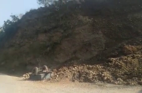 जब्बलपुल के पास मिट्टी का पहाड़ अचानक दरकने से एक युवक की मौत