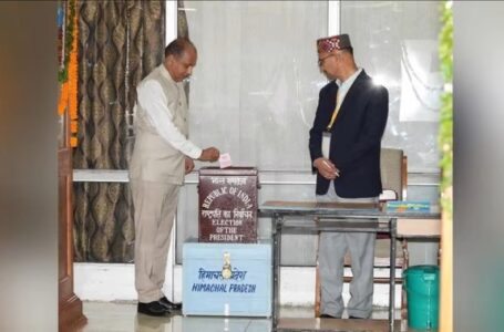 राष्ट्रपति चुनाव के लिए सीएम जयराम ने किया मतदान