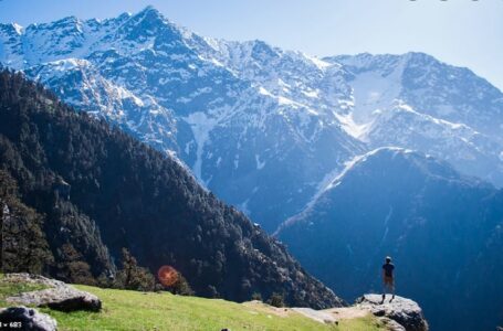 हिमाचल में सितम्बर महीने से ही ले सकते है पर्यटक  बर्फ़बारी का आनंद