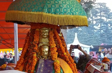 कुल्लू दशहरे के इतिहास में पहली बार 304 देवी-देवता ,देवताओ की बढती संख्या प्रशासन के लिए बनी चुनौती