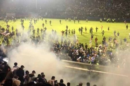 फुटबाल स्टेडियम में भगदड़ मचने से 9 लोगों की मौत, 90 से ज्यादा घायल