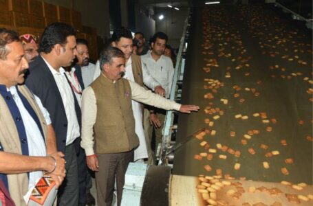 मुख्यमंत्री ने कांगड़ा जिला में ढ़गवार दूध प्रसंस्करण संयंत्र के लिए 250 करोड़ रुपये की घोषणा की