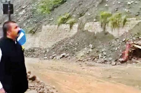 कालका-शिमला नेशनल हाई-वे पर चक्की मोड़ का उपमुख्यमंत्री ने किया निरीक्षण
