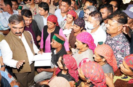 प्रभावित बागवानों को बढ़ा हुआ मुआवजा प्रदान करेगी प्रदेश सरकार: मुख्यमंत्री