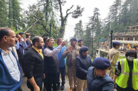 शिमला शहर में बारिश का कहर, 10 की गई जाने : कश्यप