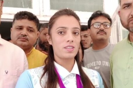 Gold जीतने वाली कबड्डी Team की Captain रितु का ससुराल और माइके मे हुआ अभिनंदन